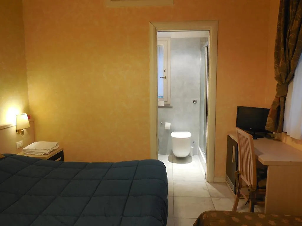 ***  Guest House Daniel'S Inn Rom Italien